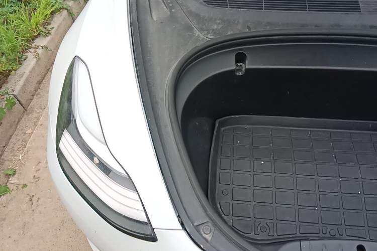 Used Tesla Model 3 2020 Refreshed Version Long-Range Rear-Wheel Drive Engine Bay Right