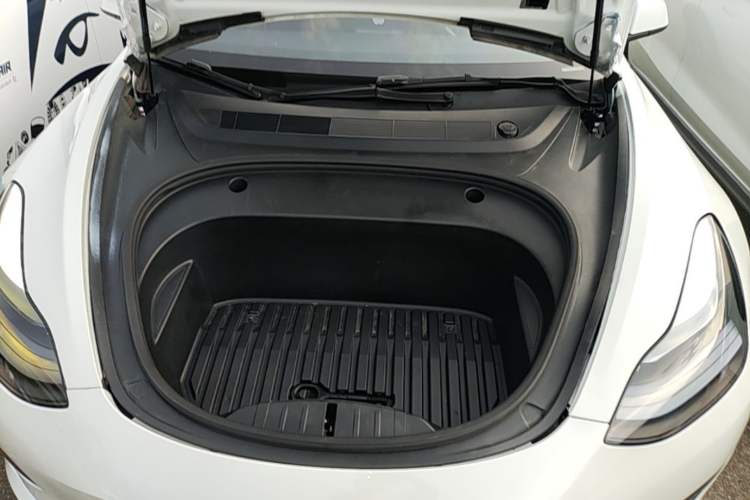 Used Tesla Model 3 2020 Refreshed Version Long-Range Rear-Wheel Drive Engine Bay