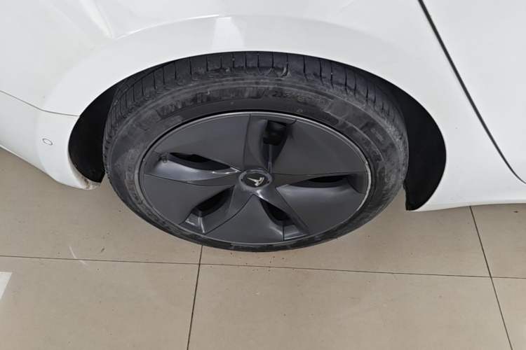 Used Tesla Model 3 2020 Refreshed Version Long-Range Rear-Wheel Drive Exterior 1