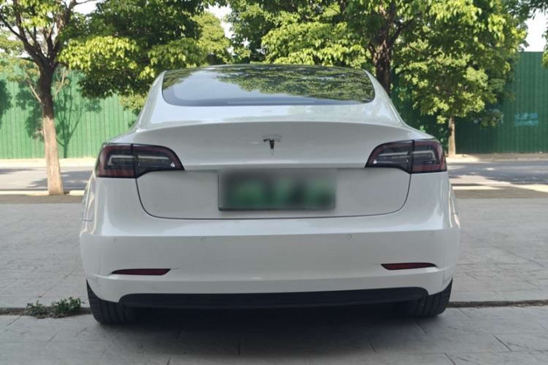 Used Tesla Model 3 2020 Refreshed Version Long-Range Rear-Wheel Drive Exterior 2