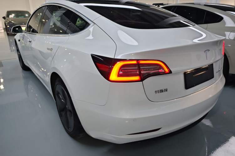 Used Tesla Model 3 2020 Standard Range Rear-Wheel Drive Upgraded Version Exterior 2