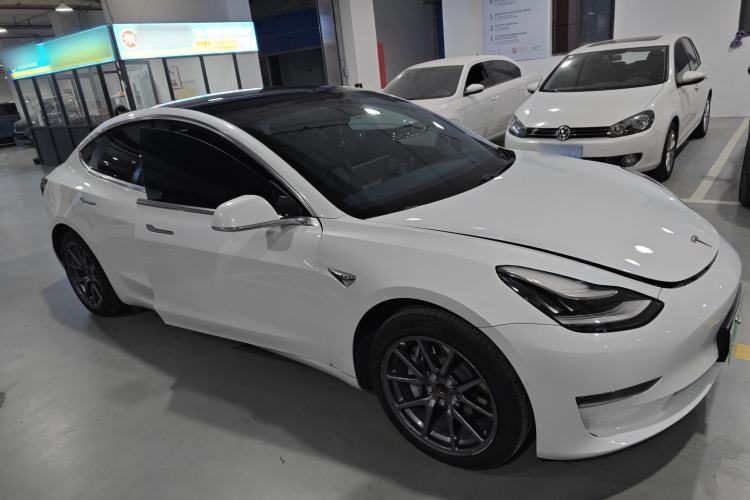 Used Tesla Model 3 2020 Long-Range Rear-Wheel-Drive Version Exterior 2