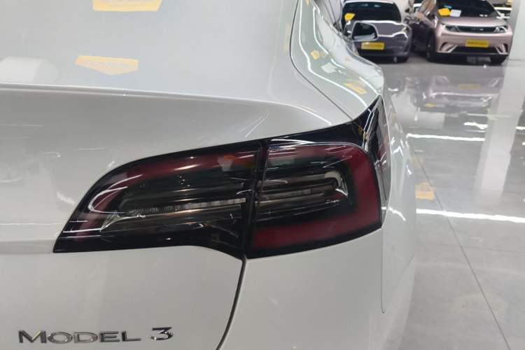 Used Tesla Model 3 2020 Refreshed Version Long-Range Rear-Wheel Drive Exterior 3