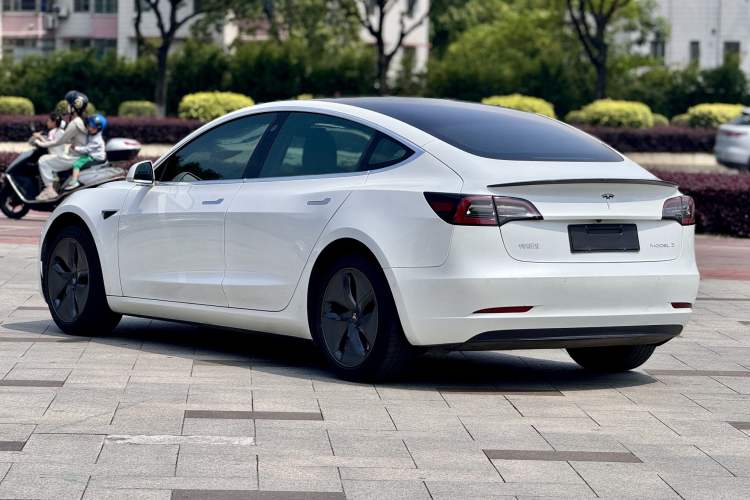 Used Tesla Model 3 2020 Revised Version Standard Range Rear-Wheel Drive – Upgraded Edition Exterior 3