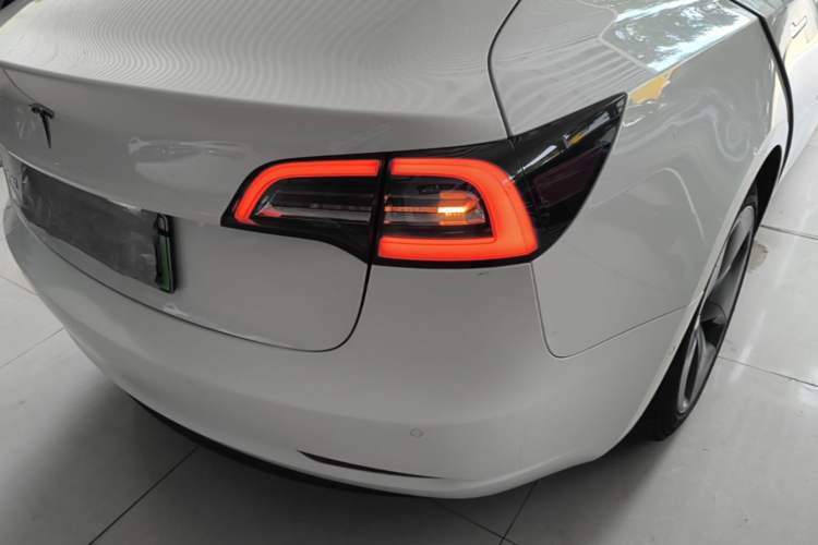 Used Tesla Model 3 2020 Refreshed Version Long-Range Rear-Wheel Drive Exterior 3