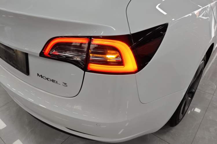 Used Tesla Model 3 2020 Revised Version Standard Range Rear-Wheel Drive – Upgraded Edition Exterior 3