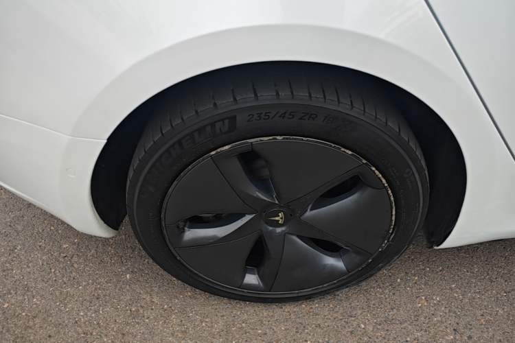 Used Tesla Model 3 2020 Revised Version Standard Range Rear-Wheel Drive – Upgraded Edition Exterior 3