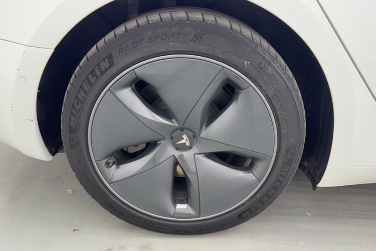 Used Tesla Model 3 2020 Refreshed Version Long-Range Rear-Wheel Drive Exterior 3