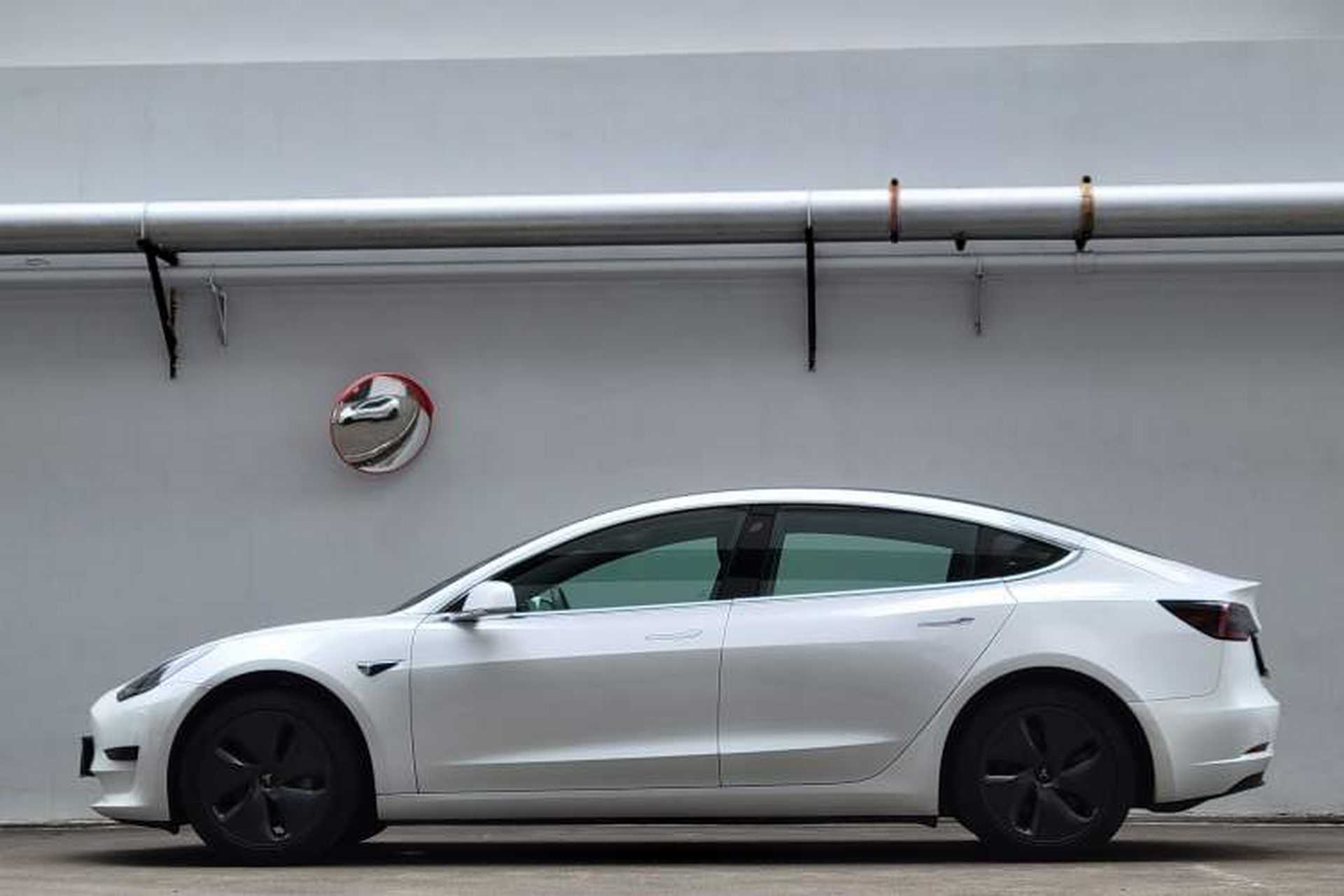 Used Tesla Model 3 2020 Standard Range Rear-Wheel Drive Upgraded Version Exterior 4