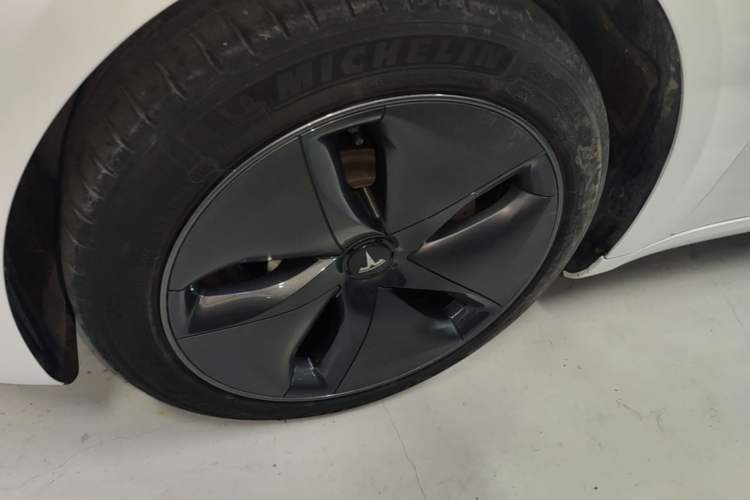 Used Tesla Model 3 2020 Revised Version Standard Range Rear-Wheel Drive – Upgraded Edition Exterior 4