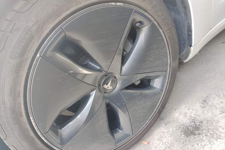 Used Tesla Model 3 2020 Revised Version Standard Range Rear-Wheel Drive – Upgraded Edition Exterior 4