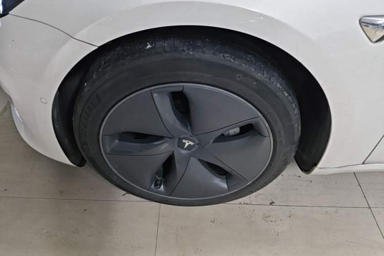 Used Tesla Model 3 2020 Refreshed Version Long-Range Rear-Wheel Drive Exterior 4