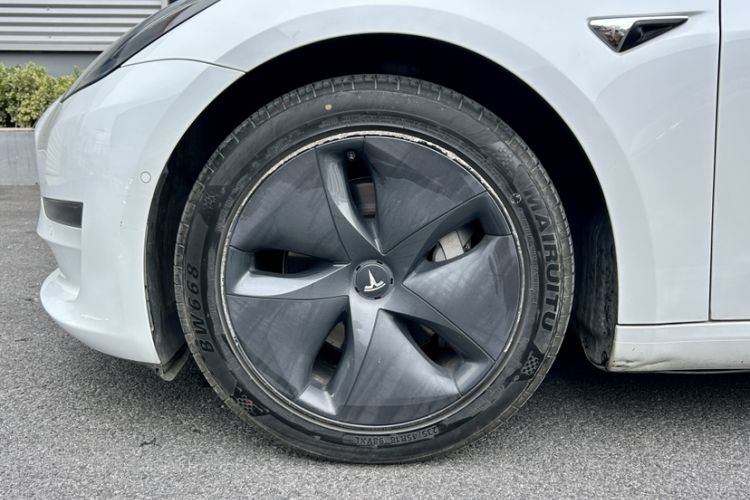 Used Tesla Model 3 2020 Refreshed Version Long-Range Rear-Wheel Drive Exterior 5