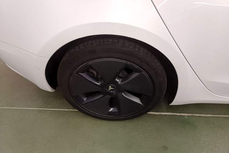 Used Tesla Model 3 2020 Standard Range Rear-Wheel Drive Upgraded Version Exterior 5