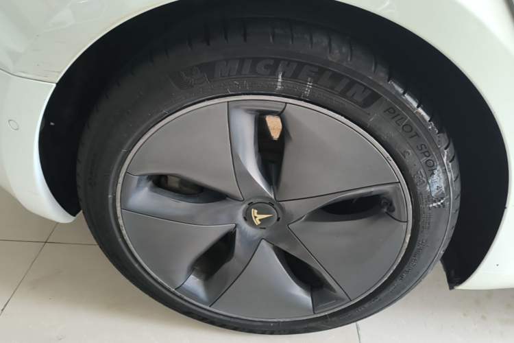 Used Tesla Model 3 2020 Refreshed Version Long-Range Rear-Wheel Drive Exterior 5