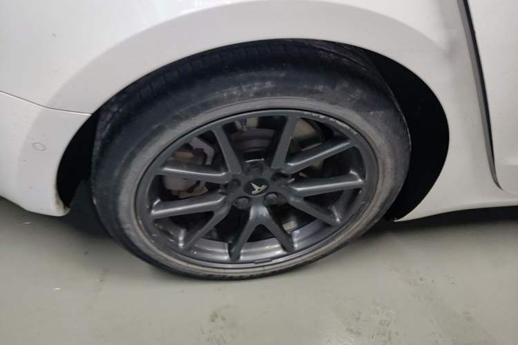 Used Tesla Model 3 2020 Revised Version Standard Range Rear-Wheel Drive – Upgraded Edition Exterior 5