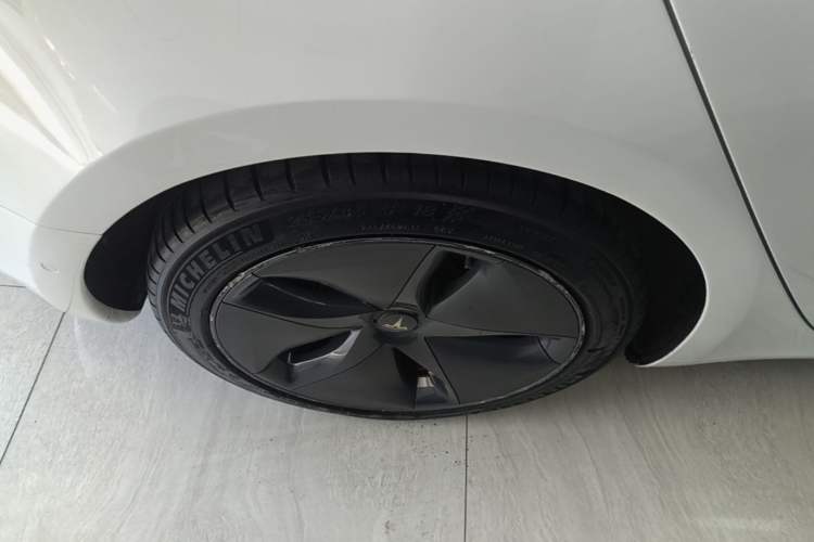 Used Tesla Model 3 2020 Revised Version Standard Range Rear-Wheel Drive – Upgraded Edition Exterior 5