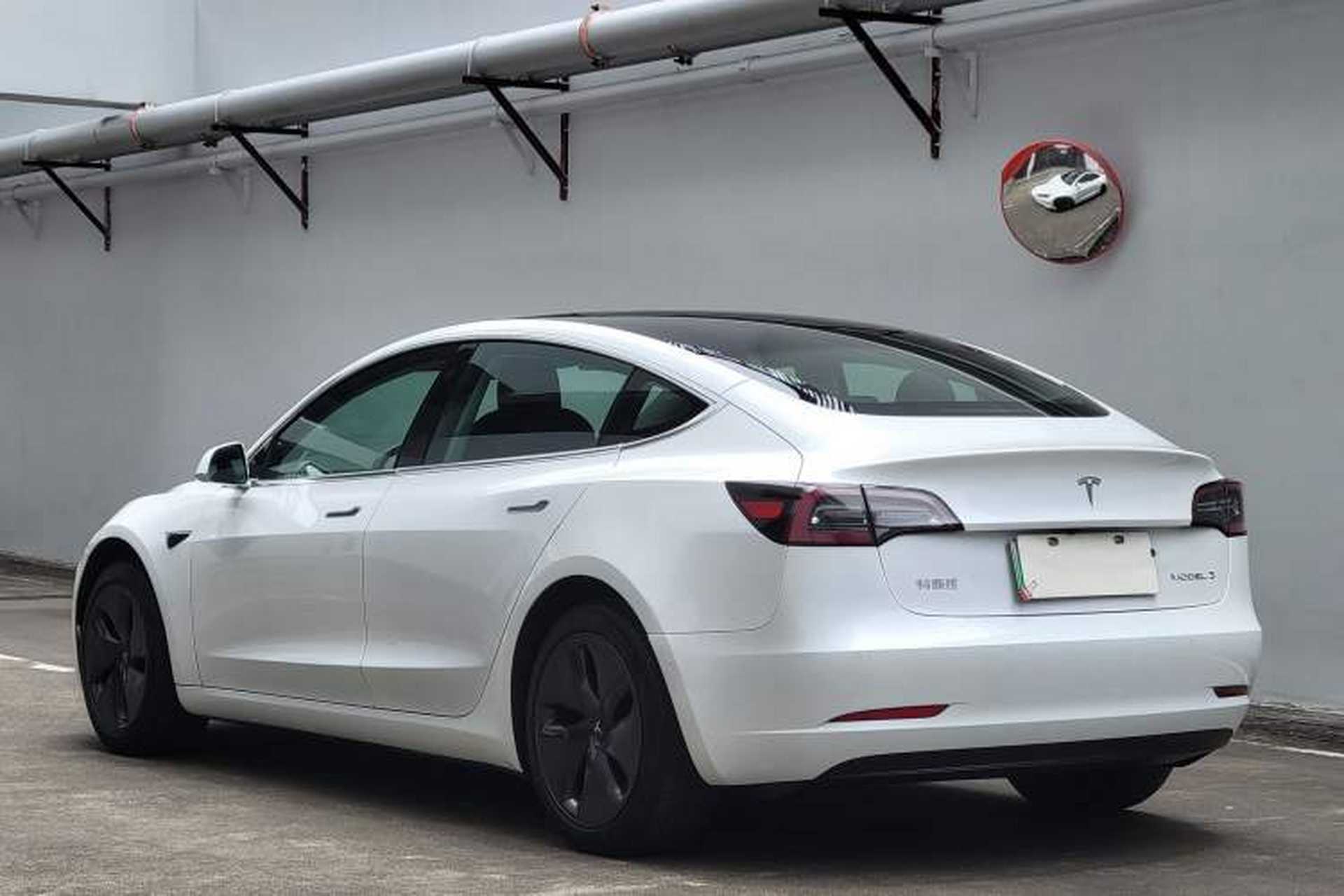 Used Tesla Model 3 2020 Standard Range Rear-Wheel Drive Upgraded Version Exterior 7