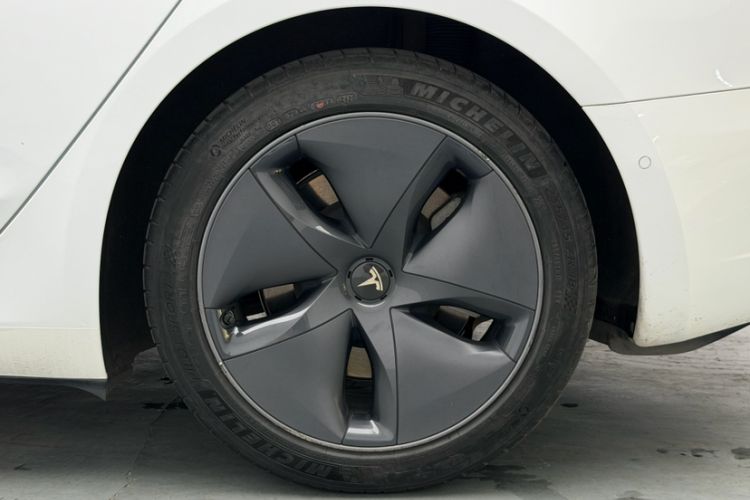 Used Tesla Model 3 2020 Standard Range Rear-Wheel Drive Upgraded Version Exterior 7