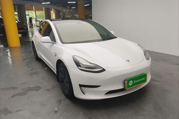 Used Tesla Model 3 2020 Revised Version Standard Range Rear-Wheel Drive – Upgraded Edition Front Right 45 Deg