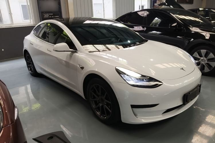 Used Tesla Model 3 2020 Revised Version Standard Range Rear-Wheel Drive – Upgraded Edition Front Right 45 Deg