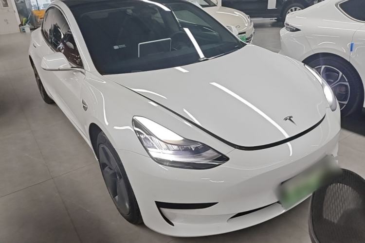 Used Tesla Model 3 2020 Revised Version Standard Range Rear-Wheel Drive – Upgraded Edition Front Right 45 Deg