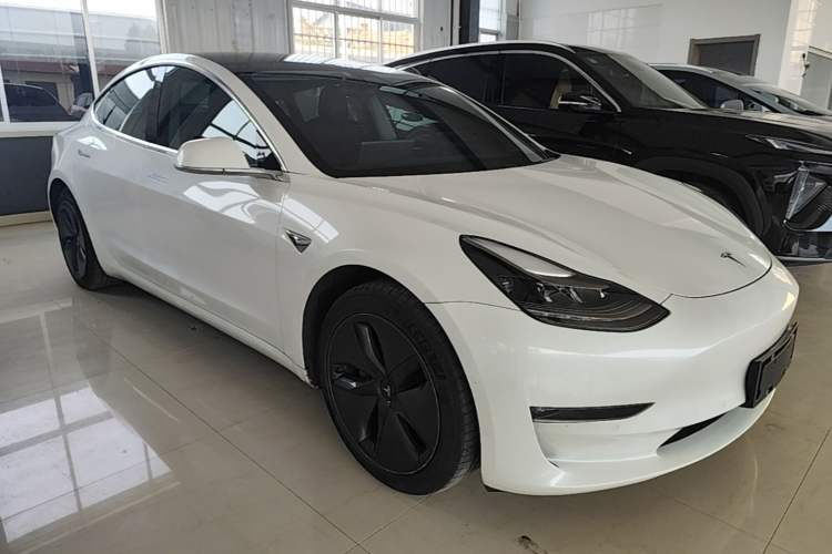 Used Tesla Model 3 2020 Refreshed Version Long-Range Rear-Wheel Drive Front Right 45 Deg