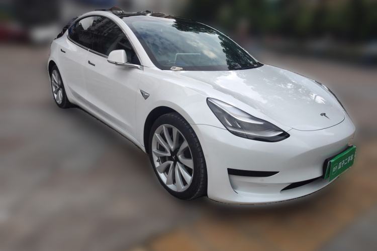 Used Tesla Model 3 2020 Revised Version Standard Range Rear-Wheel Drive – Upgraded Edition Front Right 45 Deg