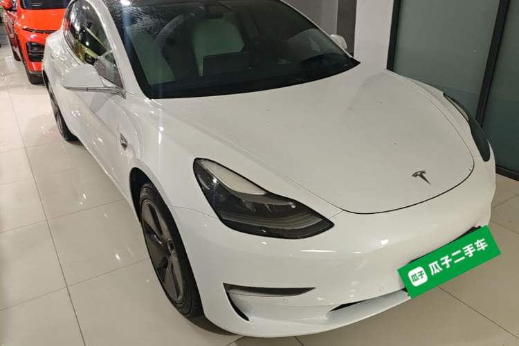 Used Tesla Model 3 2020 Refreshed Version Long-Range Rear-Wheel Drive Front Right 45 Deg