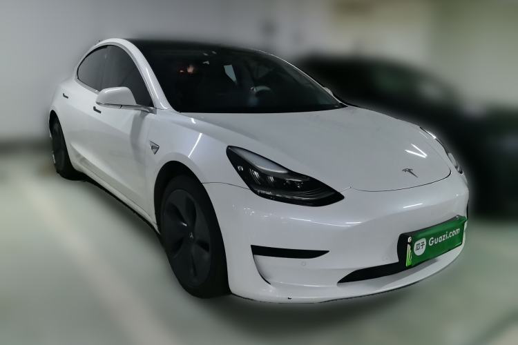 Used Tesla Model 3 2020 Revised Version Standard Range Rear-Wheel Drive – Upgraded Edition Front Right 45 Deg