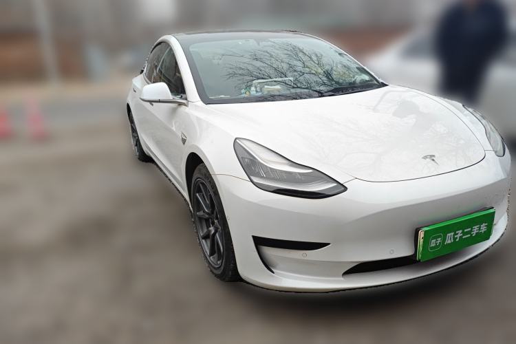 Used Tesla Model 3 2020 Revised Version Standard Range Rear-Wheel Drive – Upgraded Edition Front Right 45 Deg