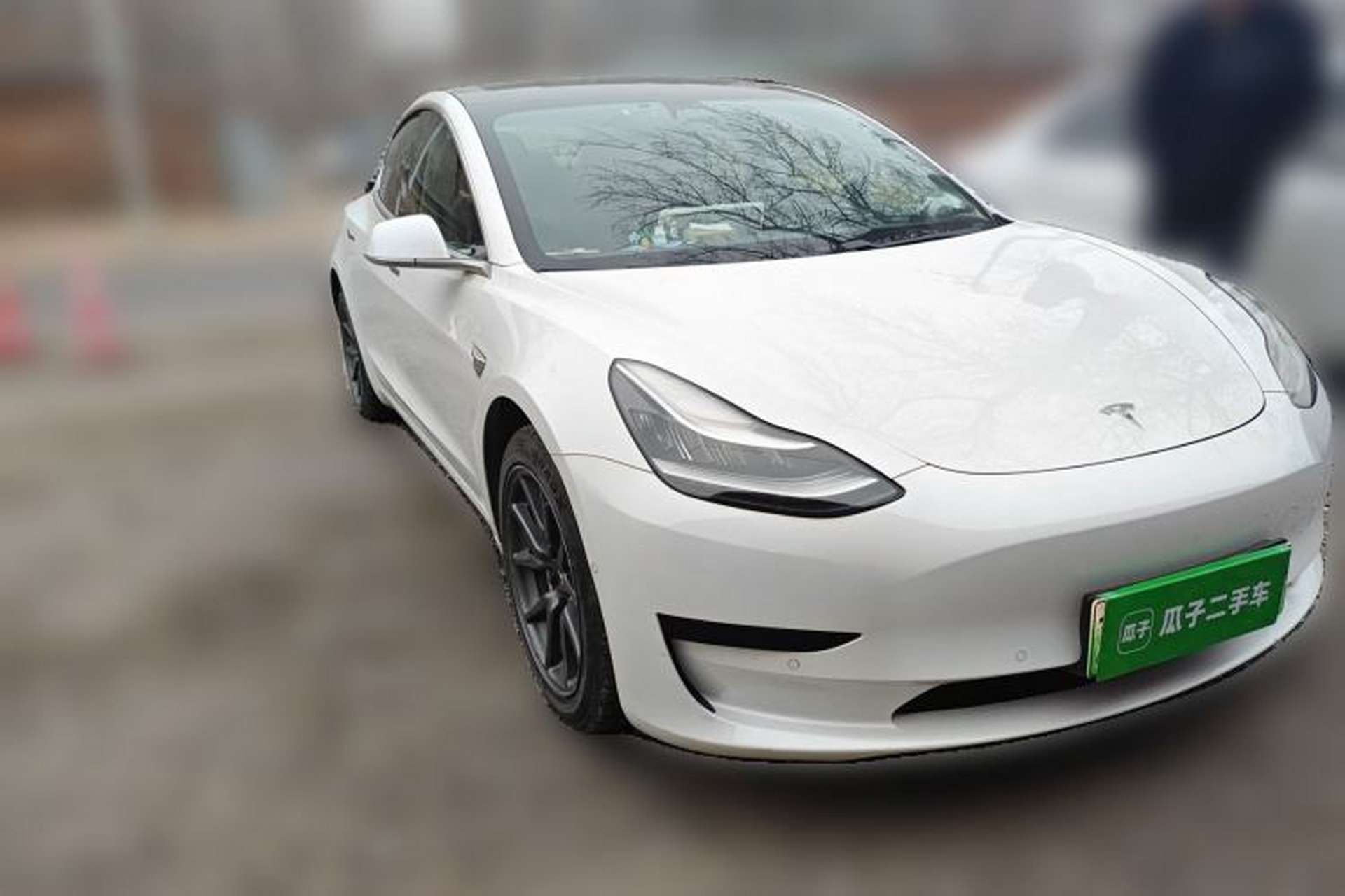 Used Tesla Model 3 2020 Revised Version Standard Range Rear-Wheel Drive – Upgraded Edition Front Right 45 Deg