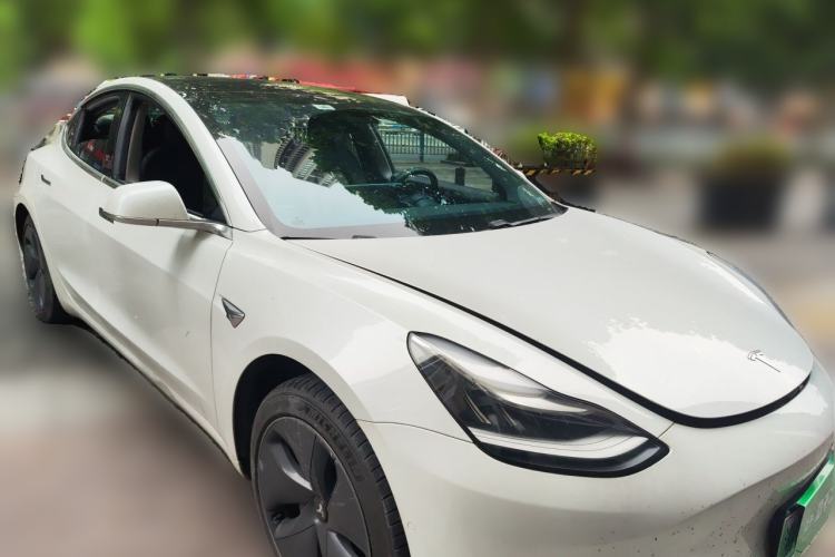 Used Tesla Model 3 2020 Revised Version Standard Range Rear-Wheel Drive – Upgraded Edition Front Right 45 Deg