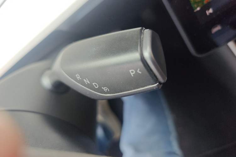 Used Tesla Model 3 2020 Revised Version Standard Range Rear-Wheel Drive – Upgraded Edition Gear Lever