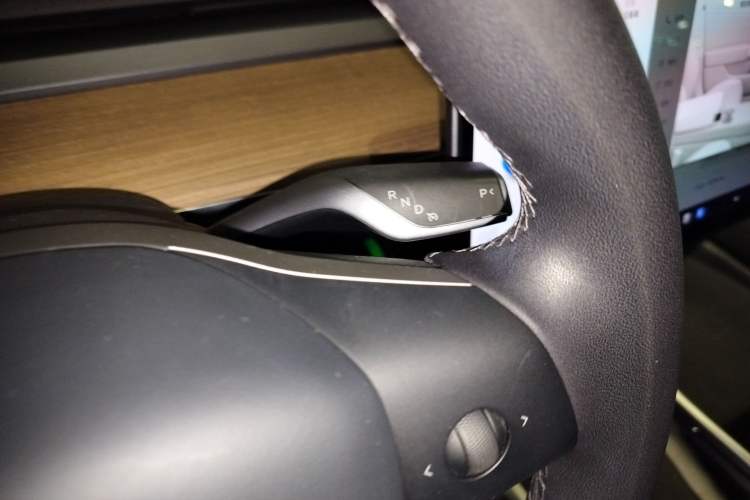 Used Tesla Model 3 2020 Revised Version Standard Range Rear-Wheel Drive – Upgraded Edition Gear Lever