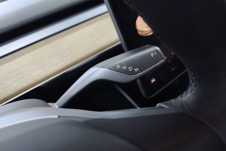 Used Tesla Model 3 2020 Revised Version Standard Range Rear-Wheel Drive – Upgraded Edition Gear Lever