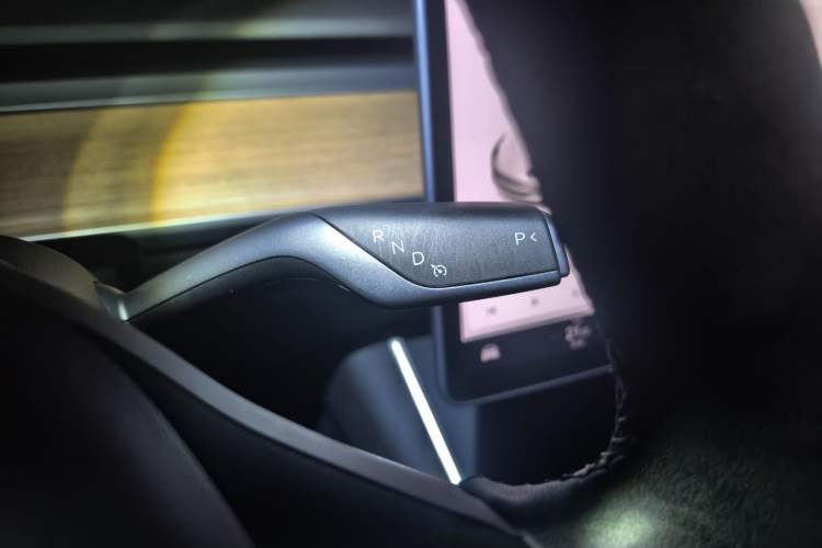 Used Tesla Model 3 2020 Revised Version Standard Range Rear-Wheel Drive – Upgraded Edition Gear Lever