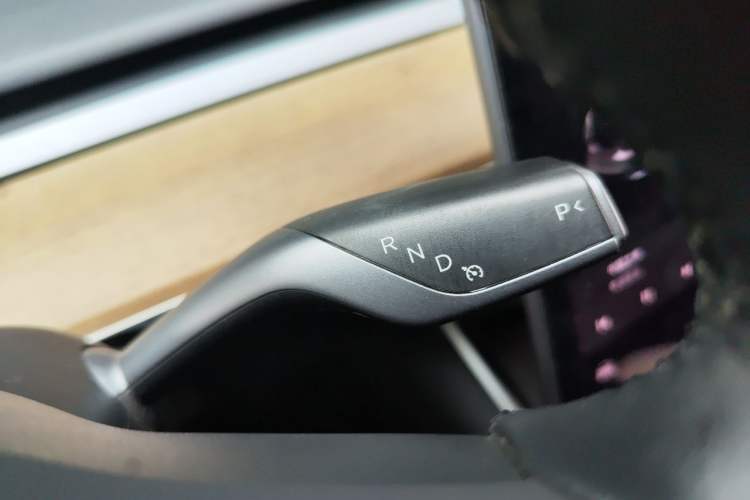 Used Tesla Model 3 2020 Revised Version Standard Range Rear-Wheel Drive – Upgraded Edition Gear Lever