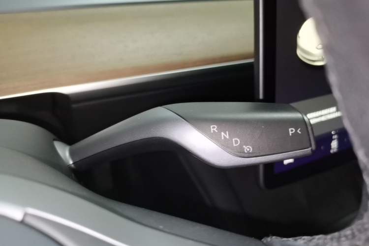 Used Tesla Model 3 2020 Revised Version Standard Range Rear-Wheel Drive – Upgraded Edition Gear Lever