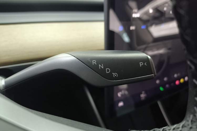 Used Tesla Model 3 2020 Revised Version Standard Range Rear-Wheel Drive – Upgraded Edition Gear Lever