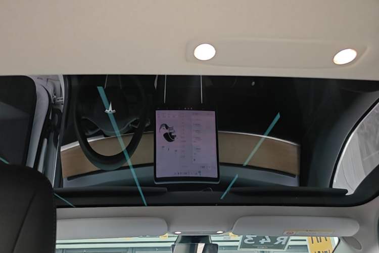 Used Tesla Model 3 2020 Revised Version Standard Range Rear-Wheel Drive – Upgraded Edition Headliner