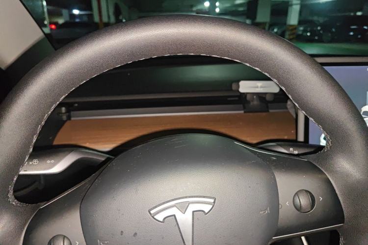 Used Tesla Model 3 2020 Revised Version Standard Range Rear-Wheel Drive – Upgraded Edition Instrument Cluster