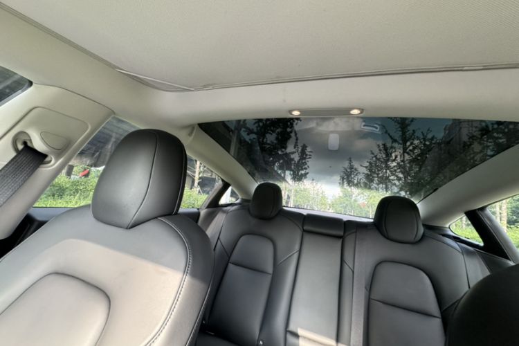 Used Tesla Model 3 2020 Refreshed Version Long-Range Rear-Wheel Drive Interior 1