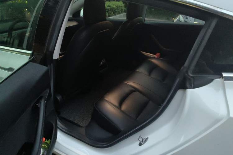 Used Tesla Model 3 2020 Refreshed Version Long-Range Rear-Wheel Drive Interior 2