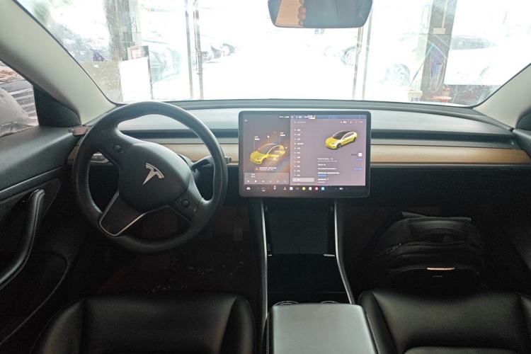 Used Tesla Model 3 2020 Revised Version Standard Range Rear-Wheel Drive – Upgraded Edition Interior 2