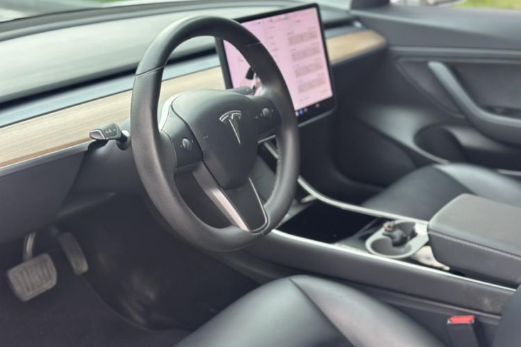 Used Tesla Model 3 2020 Refreshed Version Long-Range Rear-Wheel Drive Interior 3