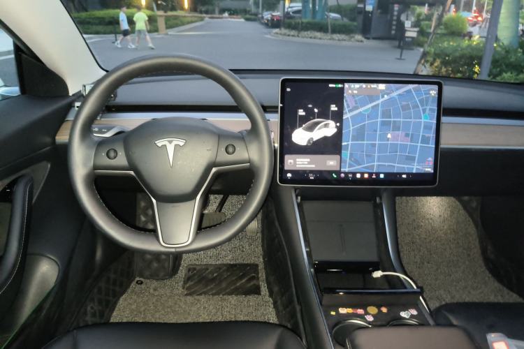 Used Tesla Model 3 2020 Refreshed Version Long-Range Rear-Wheel Drive Interior 3