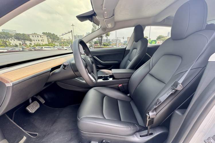 Used Tesla Model 3 2020 Revised Version Standard Range Rear-Wheel Drive – Upgraded Edition Interior 3
