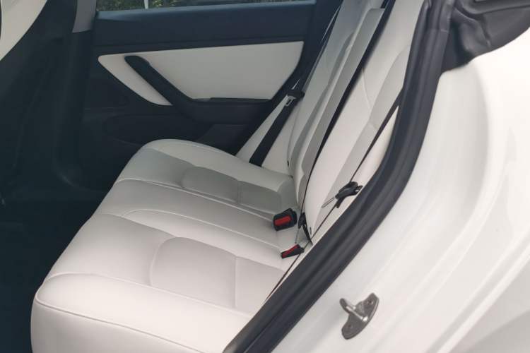 Used Tesla Model 3 2020 Refreshed Version Long-Range Rear-Wheel Drive Interior 3