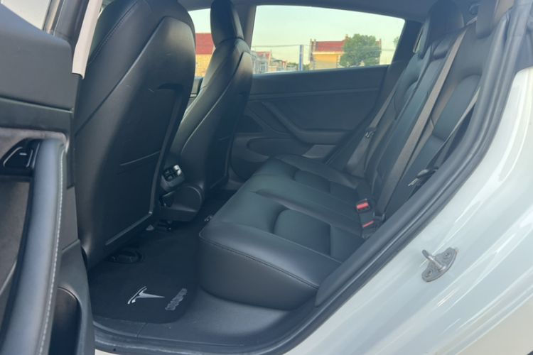 Used Tesla Model 3 2020 Standard Range Rear-Wheel Drive Upgraded Version Interior 3